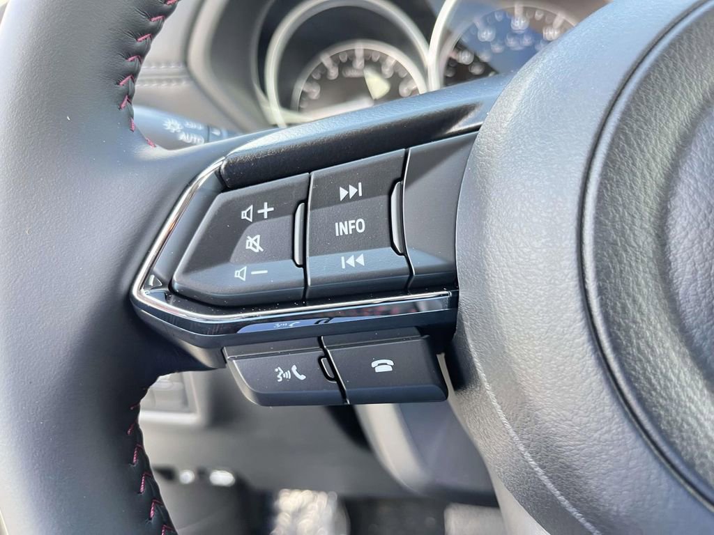 New 2025 MAZDA CX-5 Carbon Edition image 17