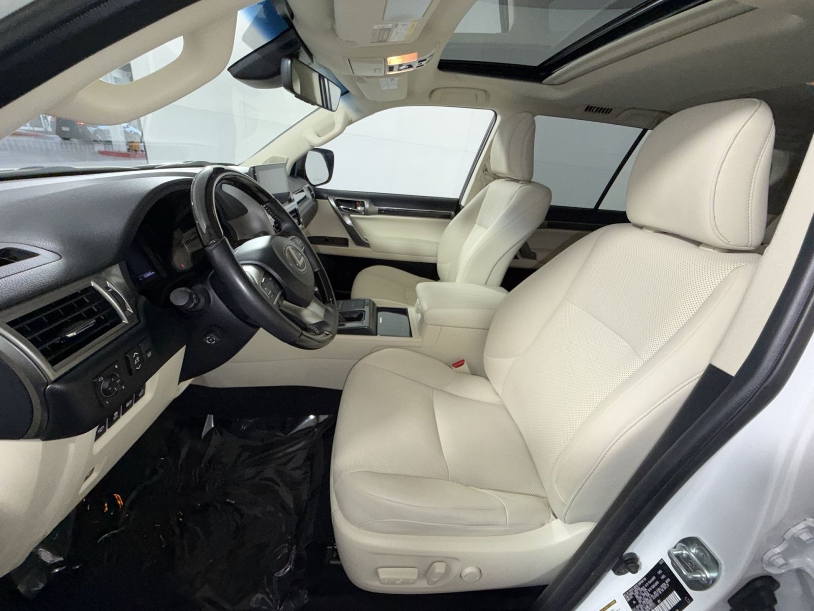 Used 2023 Lexus GX 460 Premium w/ Premium Package AWD/4WD image 13