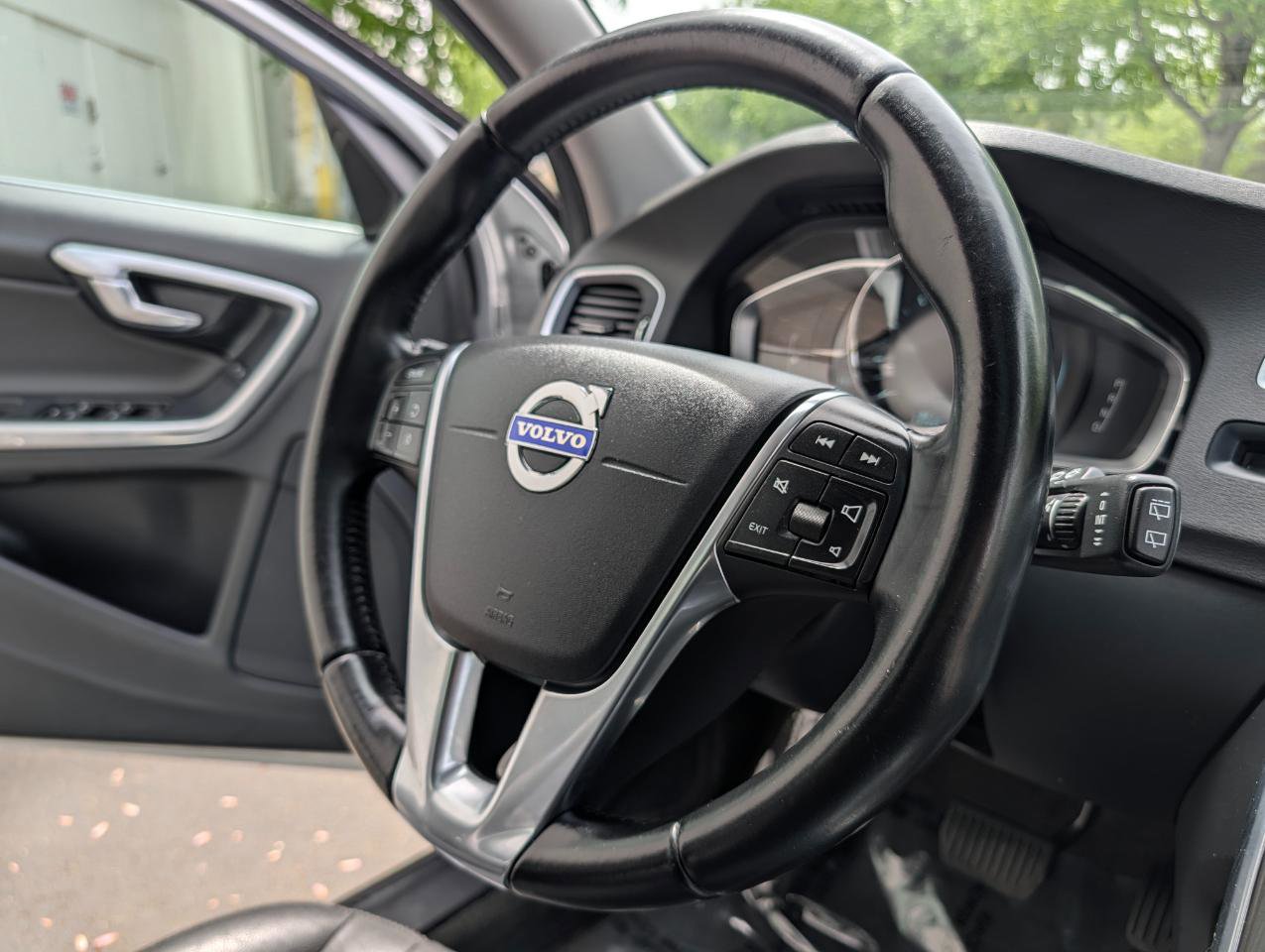 Used 2015 Volvo V60 T5 Premier AWD/4WD image 14