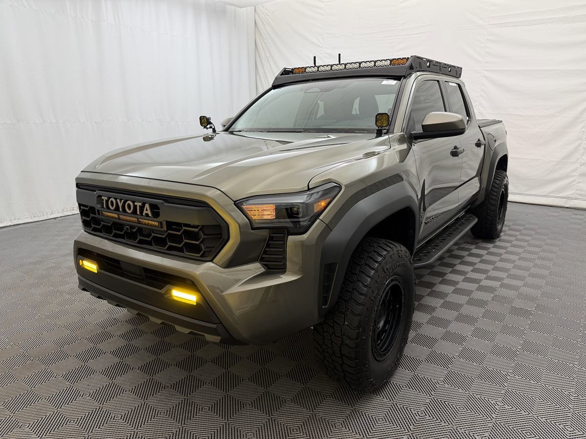 Used 2024 Toyota Tacoma TRD Off-Road AWD/4WD image 2
