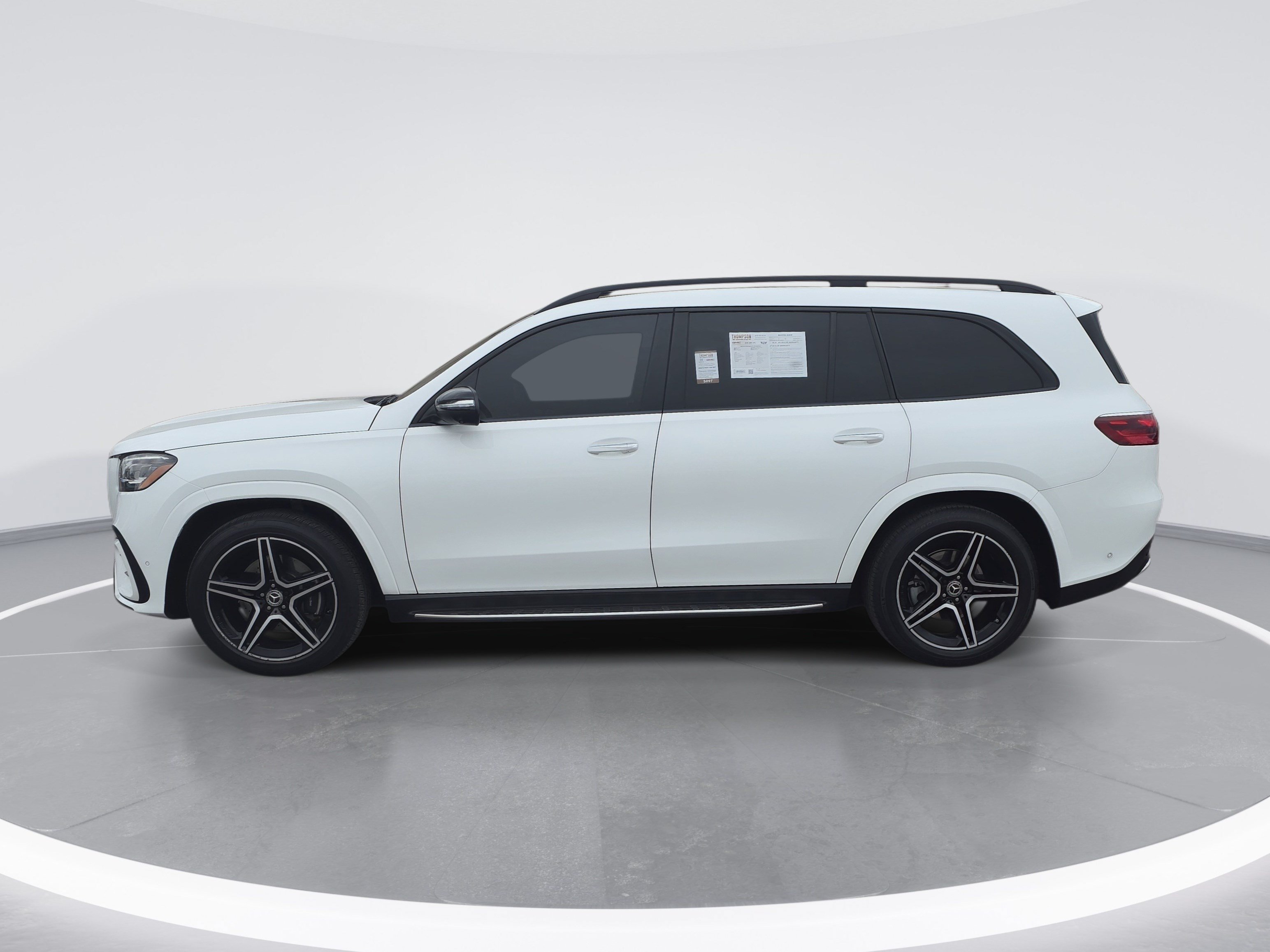 Used 2024 Mercedes-Benz GLS 450 4MATIC image 6