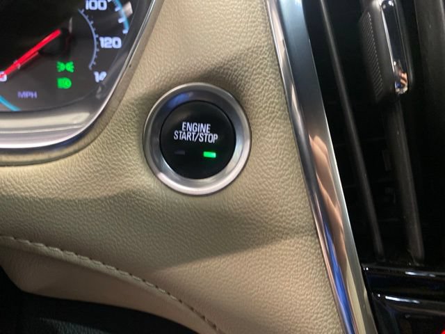 Used 2023 Chevrolet Traverse LS FWD image 16