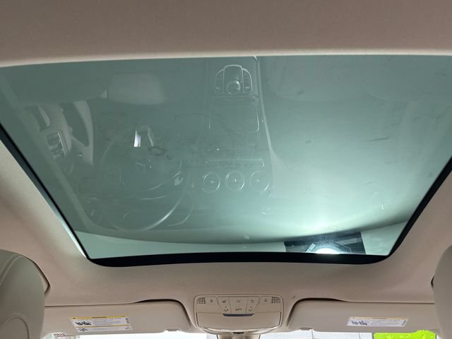 Used 2017 Mercedes-Benz GLC 300 4MATIC image 25