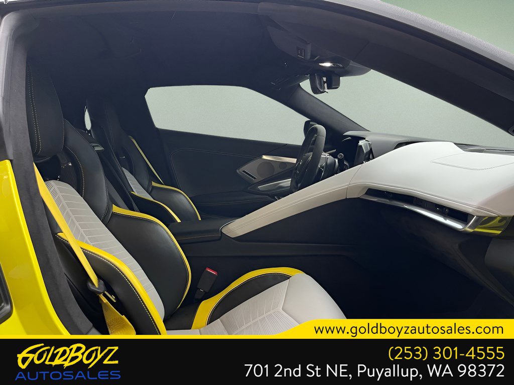 Used 2022 Chevrolet Corvette Stingray Premium Cpe w/ Z51 Performance Package image 18