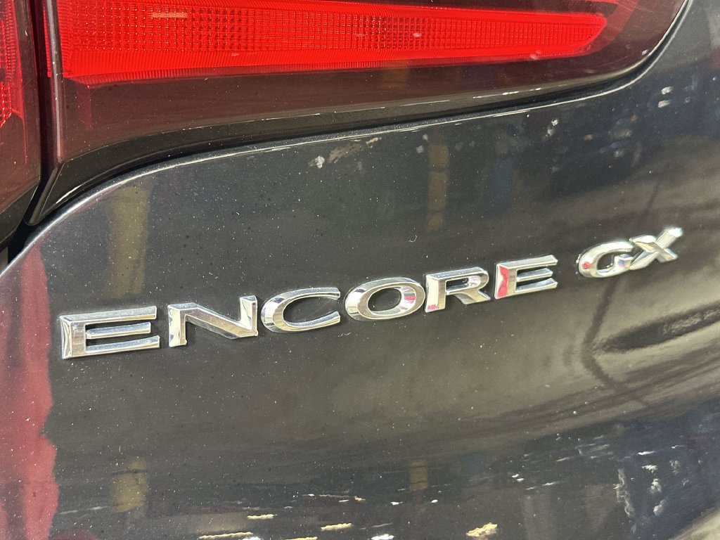 Used 2023 Buick Encore GX Select w/ Experience Buick Package FWD image 34