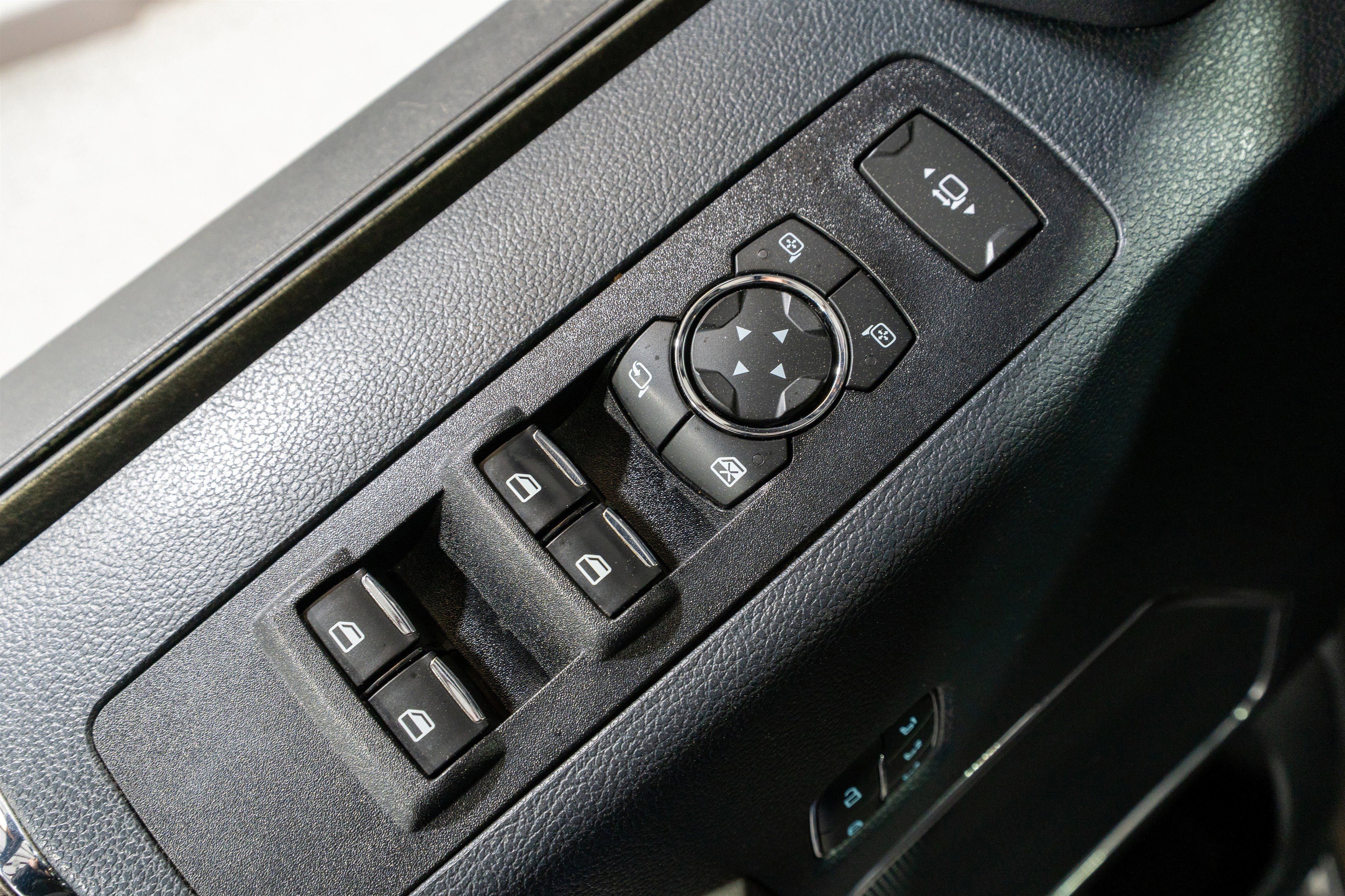 Used 2022 Ford F250 Lariat w/ Lariat Ultimate Package image 16