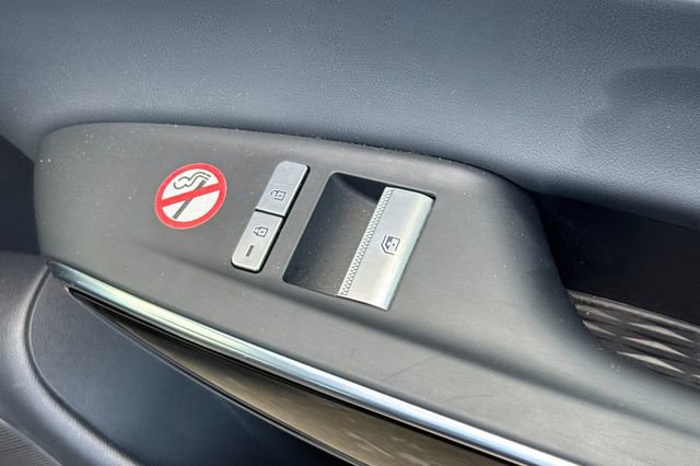 Used 2025 Genesis GV70 2.5T image 22