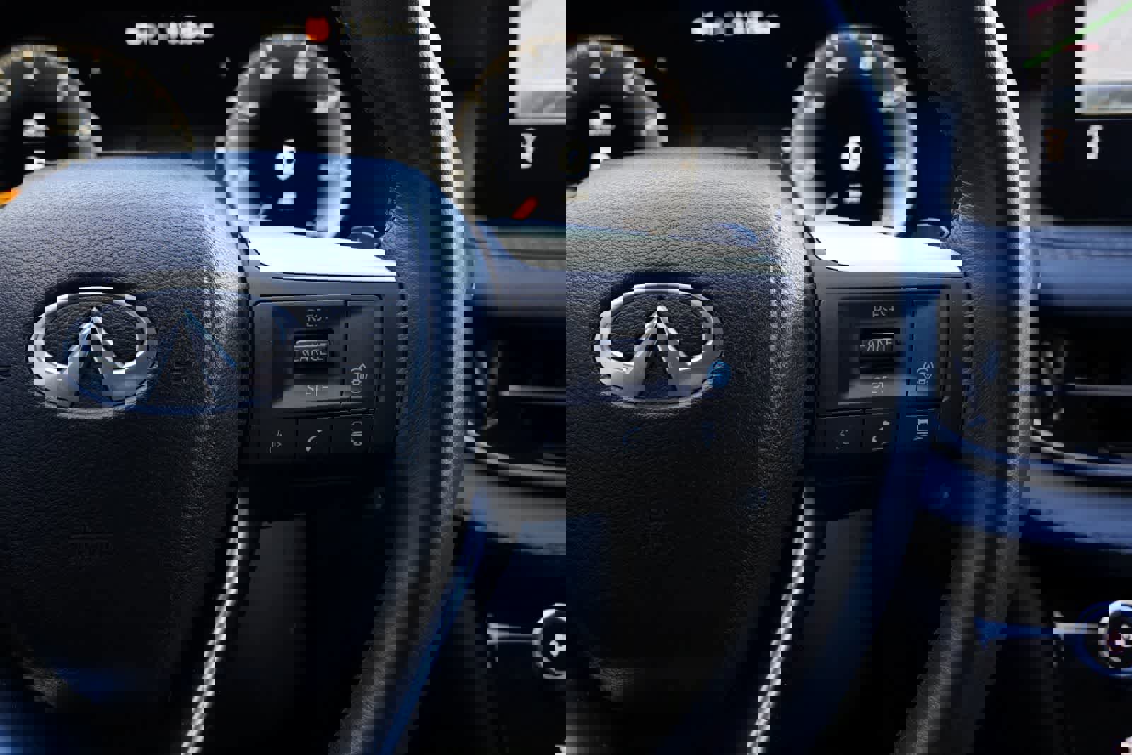 Certified 2023 INFINITI QX60 Luxe w/ Vision Package image 11