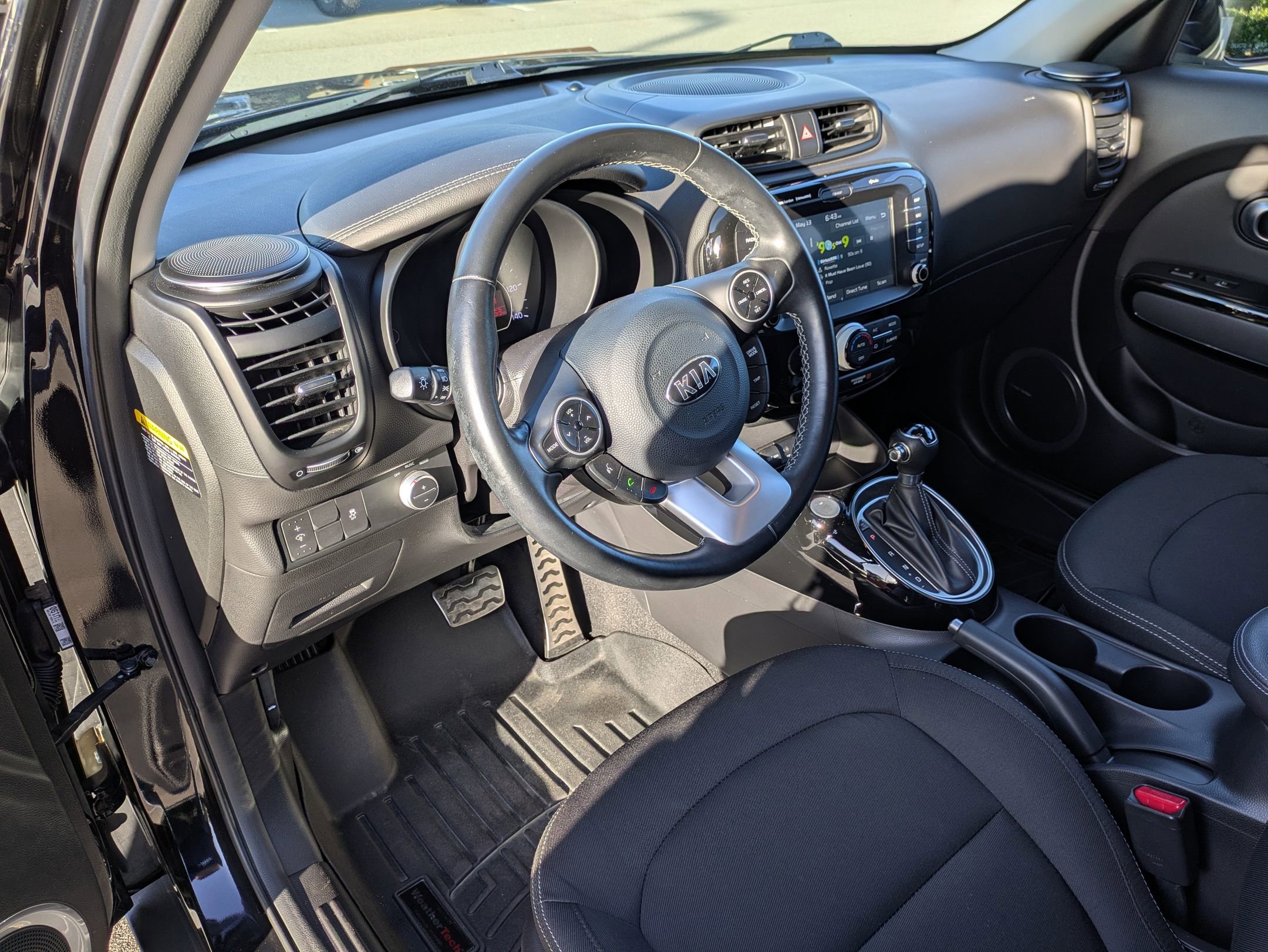 Used 2019 Kia Soul + w/ Audio Package FWD image 15