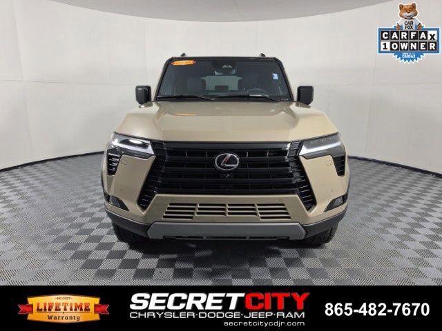 Used 2026 Lexus GX 550 image 2