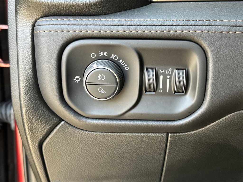 Certified 2024 RAM 3500 Limited image 26