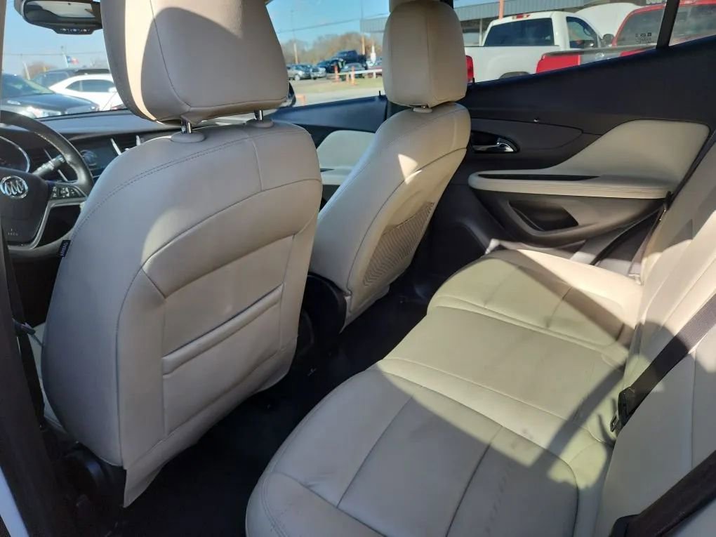 Used 2017 Buick Encore Essence image 5
