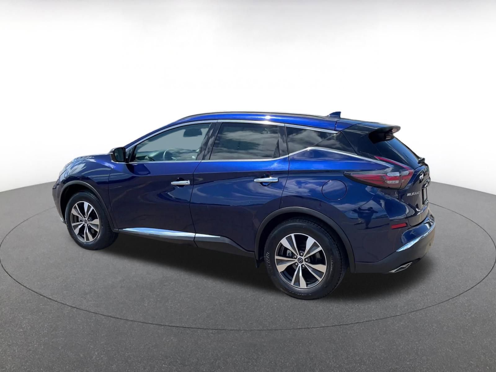 Used 2023 Nissan Murano SV image 10