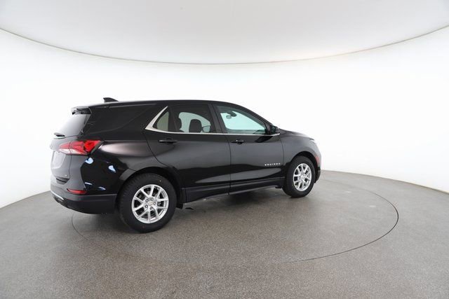 Used 2024 Chevrolet Equinox LT w/ LPO, Floor Liner Package image 18