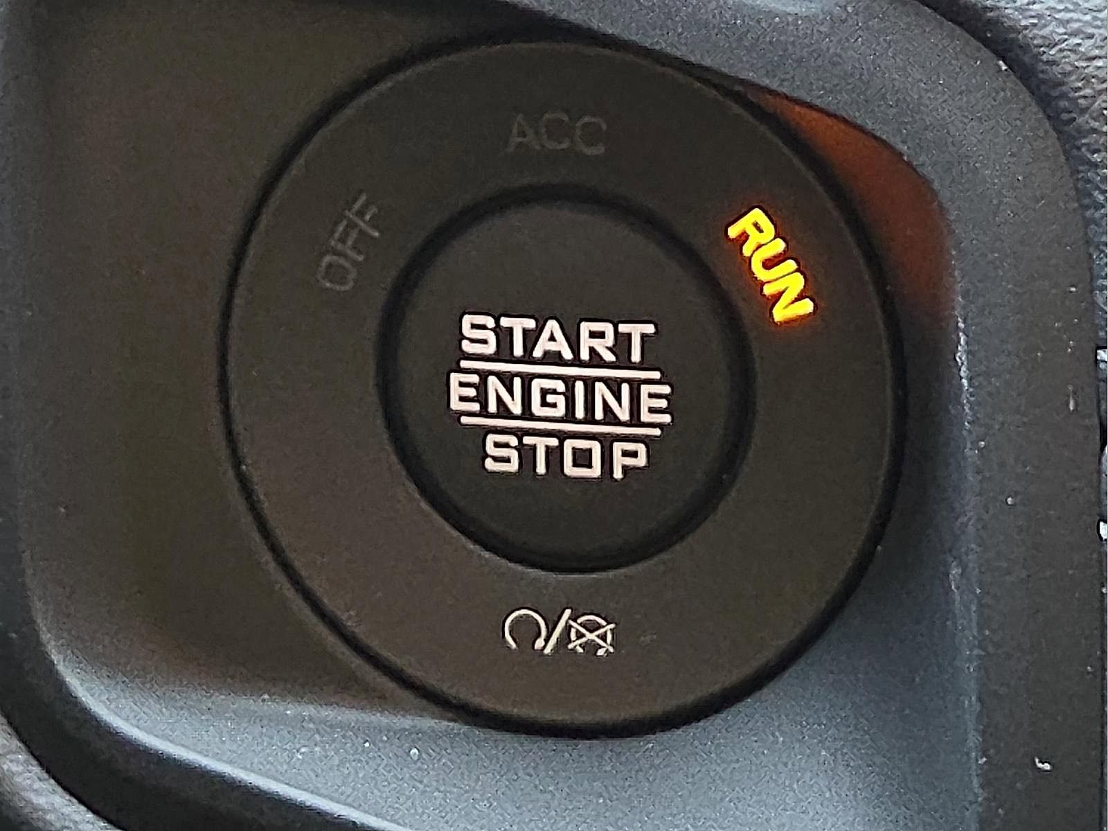 New 2025 Jeep Gladiator Mojave w/ Steel Bumper Group image 18