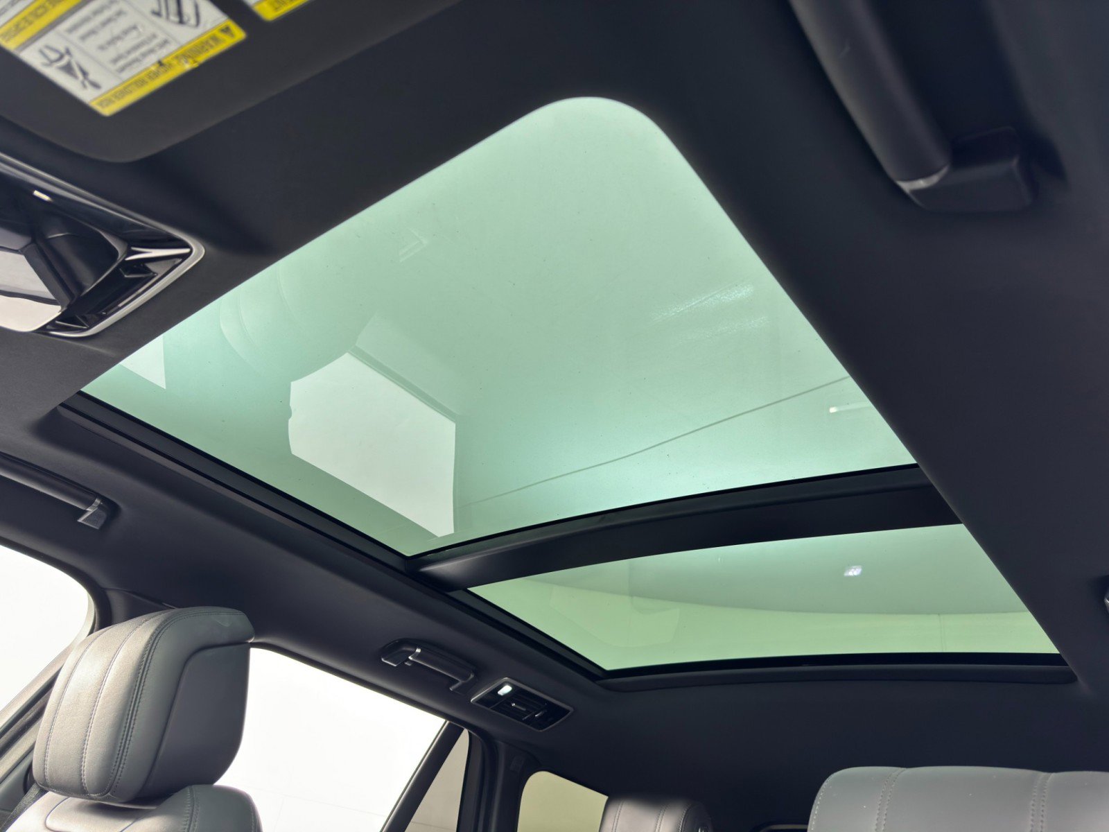 Used 2021 Land Rover Range Rover P525 Westminster Edition image 12