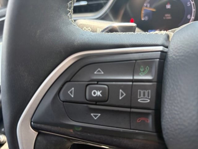 Used 2023 Jeep Grand Cherokee L Laredo w/ Luxury Tech Group I AWD/4WD image 41