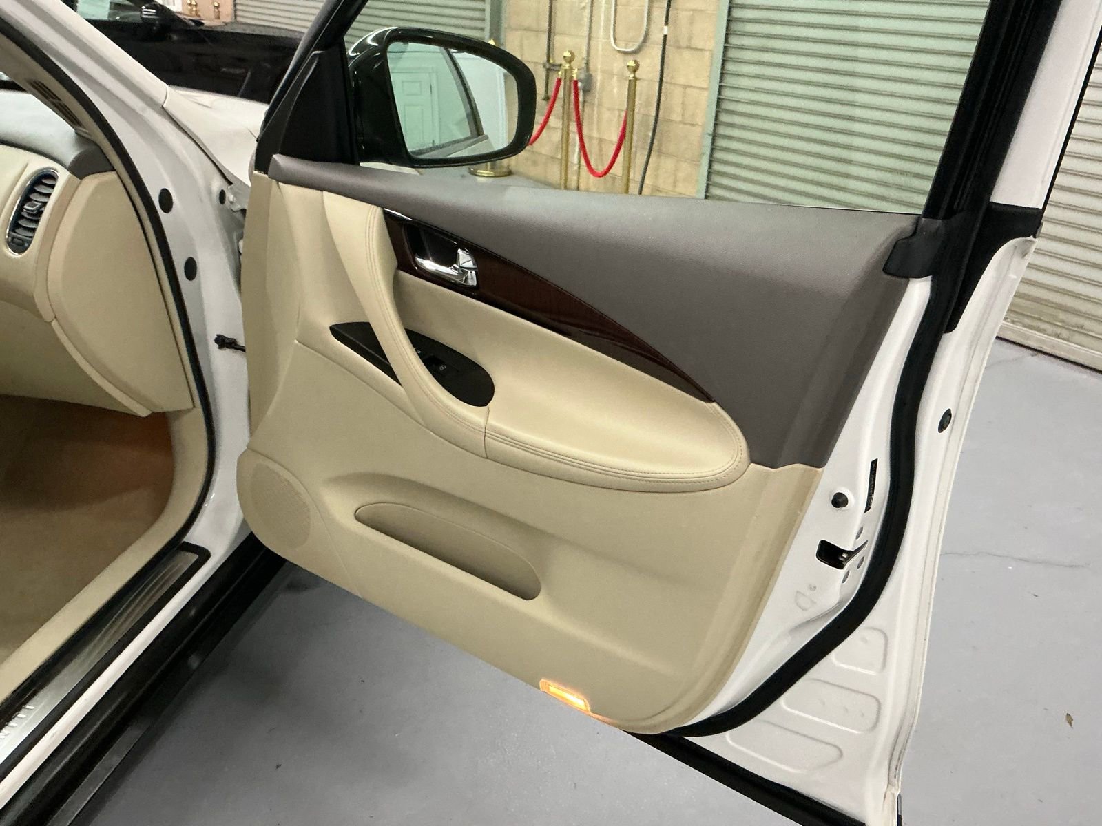 Used 2010 INFINITI EX35 Journey image 13