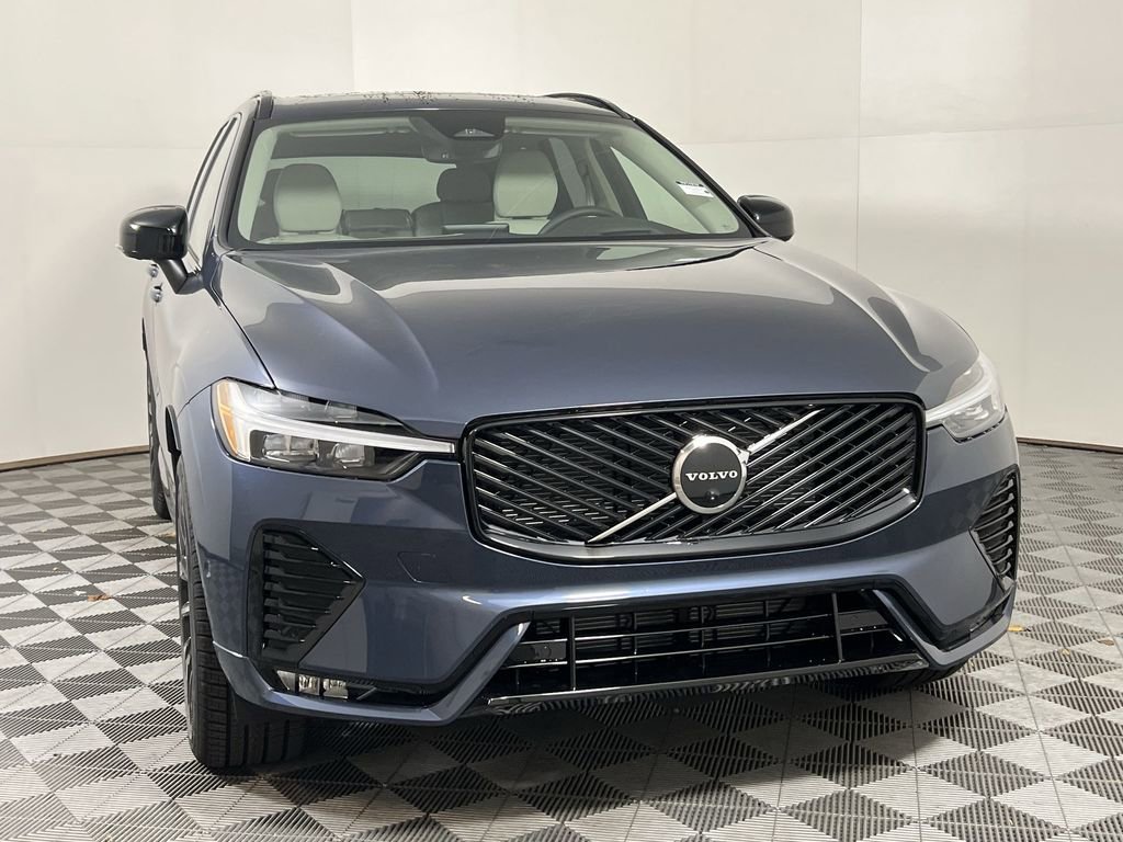 New 2026 Volvo XC60 B5 Ultra w/ Protection Package Premier image 3