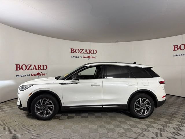 Used 2024 Lincoln Corsair AWD w/ Equipment Group 102A image 5