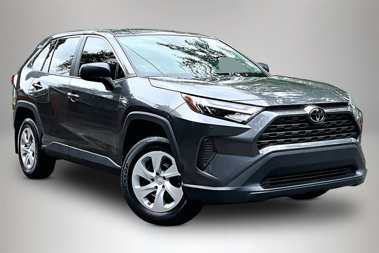 Used 2024 Toyota RAV4 LE FWD image 2