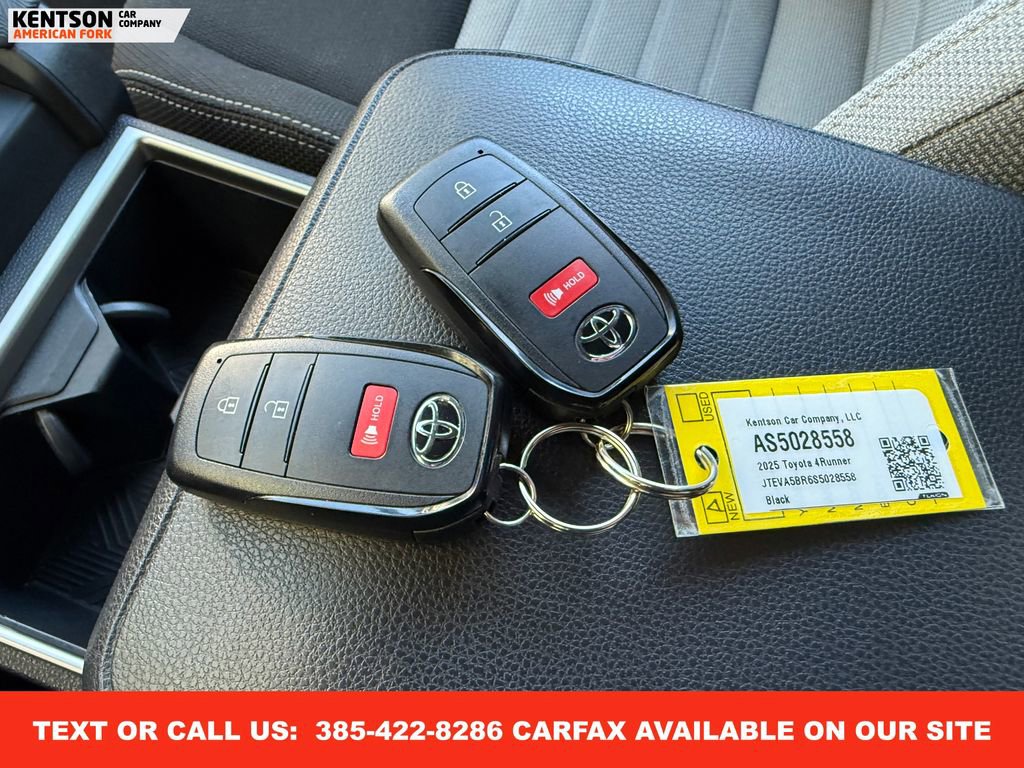 Used 2025 Toyota 4Runner TRD Off-Road image 40