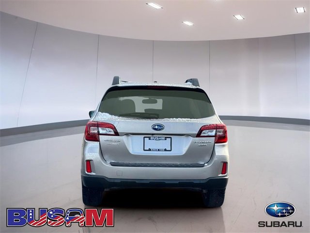Used 2015 Subaru Outback 3.6R Limited image 6