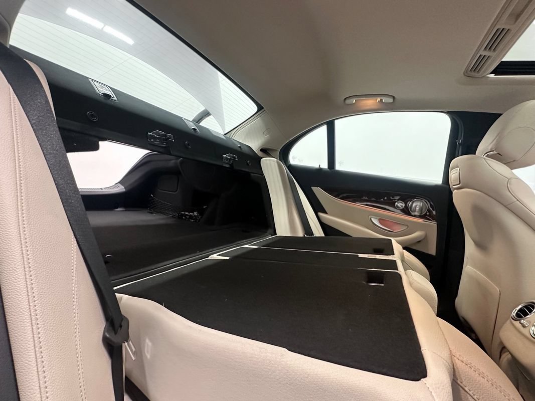 Used 2018 Mercedes-Benz E 300 4MATIC image 15