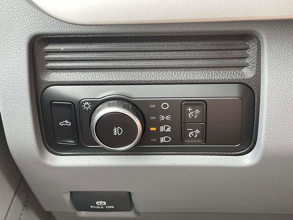 Used 2026 Ford F250 XL w/ XL Driver Assist Package RWD image 26