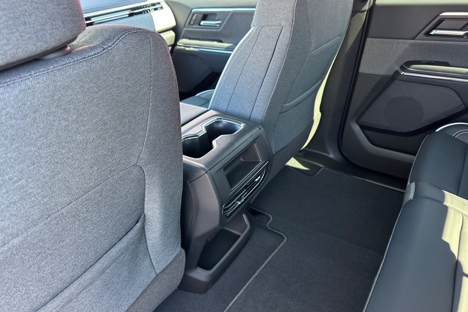 New 2026 GMC Sierra EV Elevation w/ LPO, Elevation Dark Package image 10