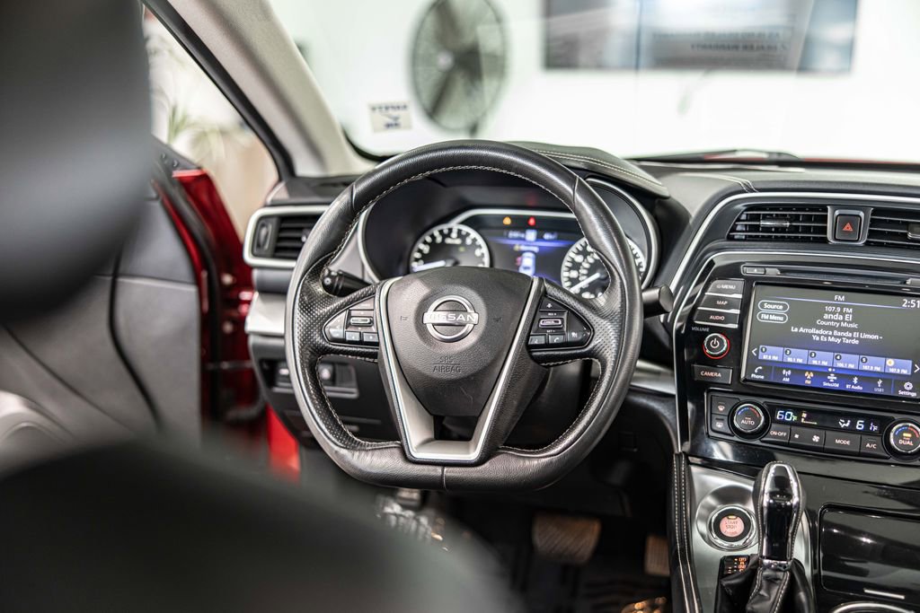 Used 2023 Nissan Maxima SL FWD image 38
