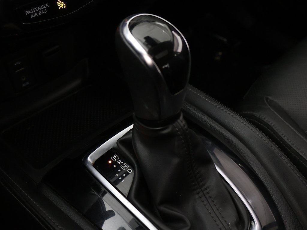 Used 2018 Nissan Rogue Sport SL w/ SL Premium Package image 48