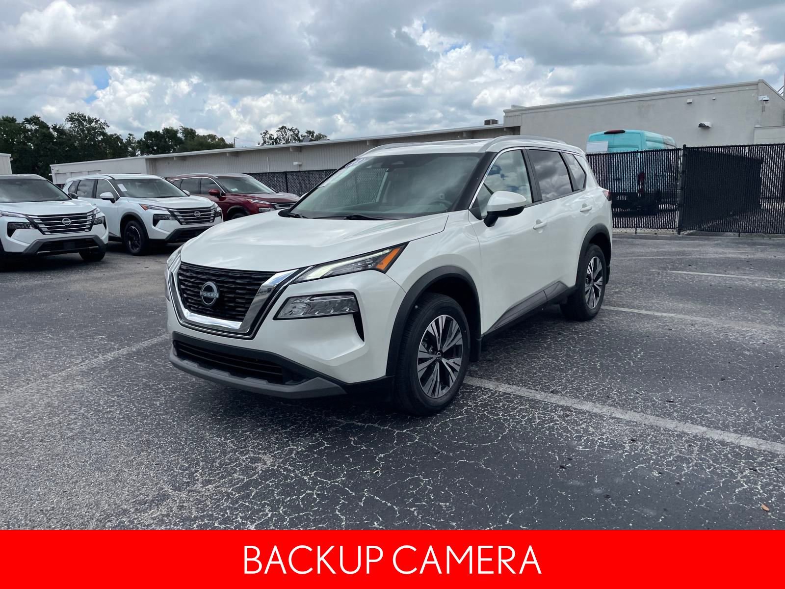 Certified 2022 Nissan Rogue SV w/ SV Premium Package image 8