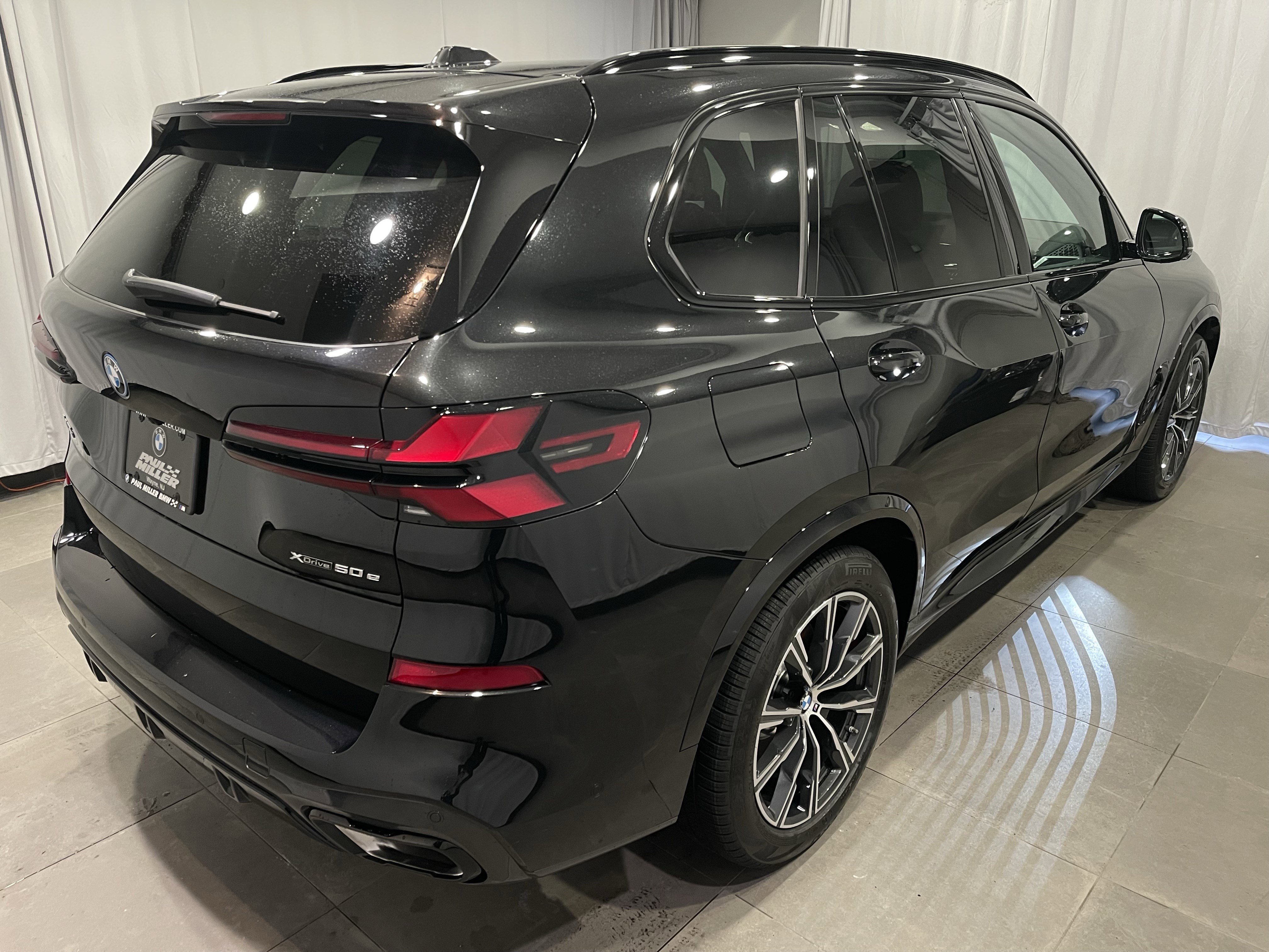 New 2026 BMW X5 xDrive50e AWD/4WD image 6