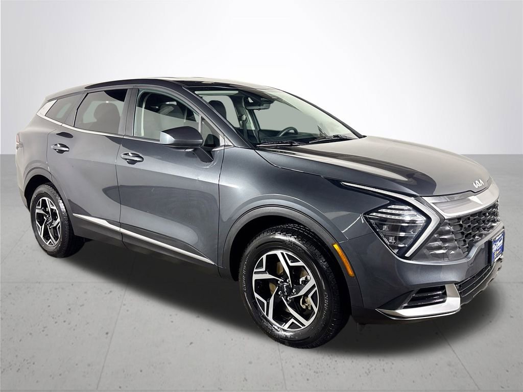Used 2024 Kia Sportage LX image 4