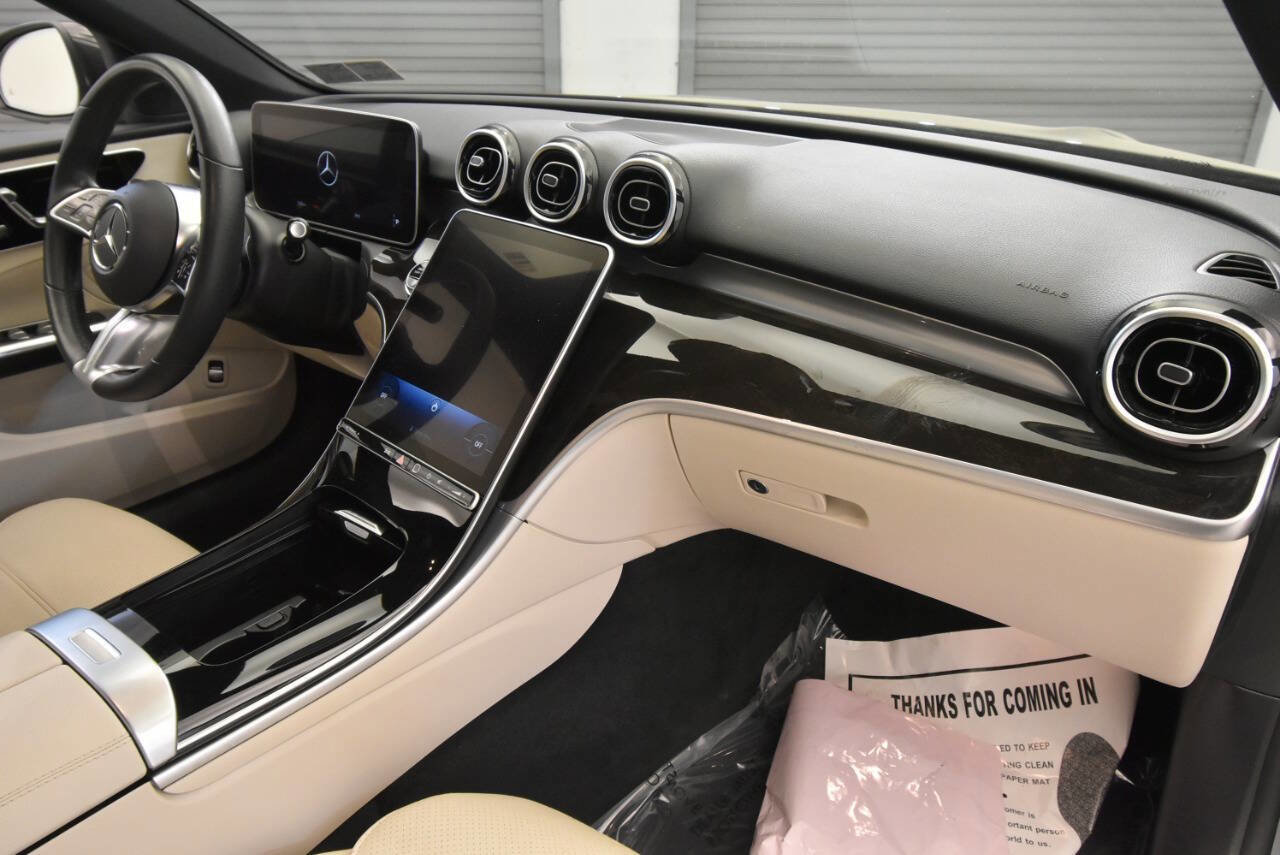 Used 2023 Mercedes-Benz C 300 4MATIC Sedan image 18