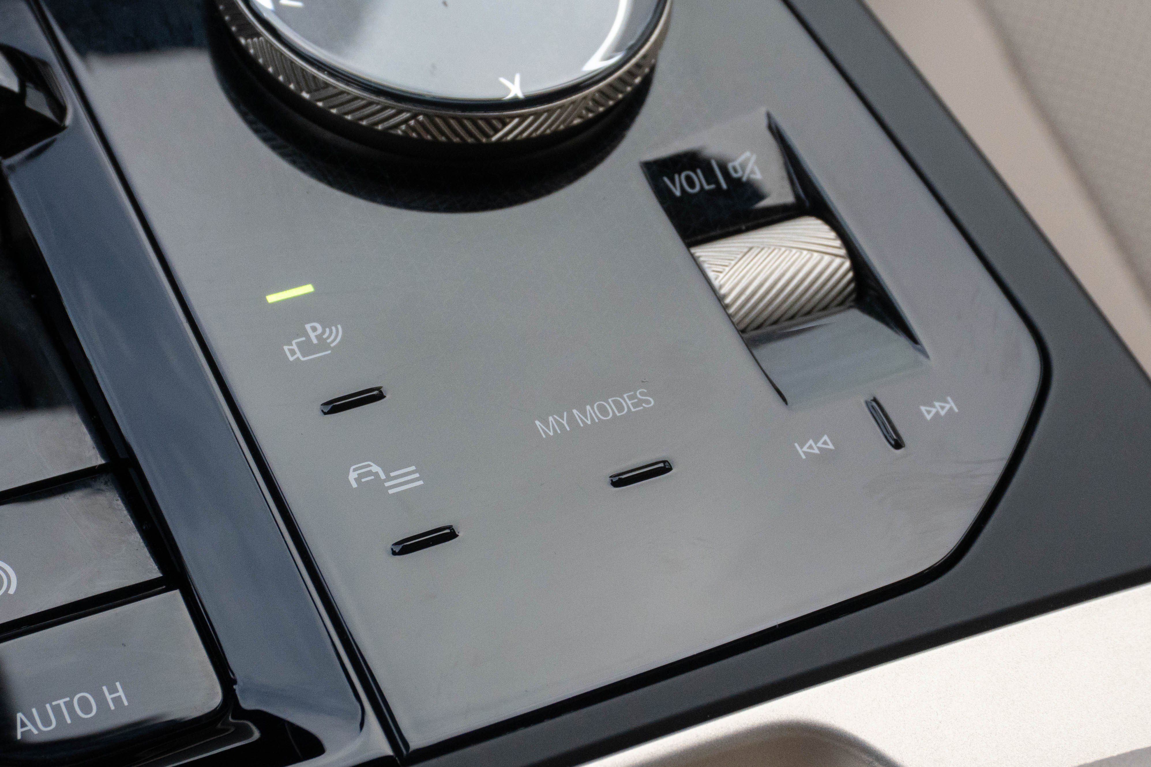 Certified 2024 BMW iX xDrive50 w/ Sport Package image 28