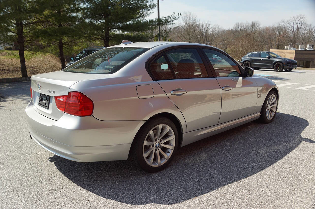 Used 2011 BMW 328i xDrive Sedan image 10