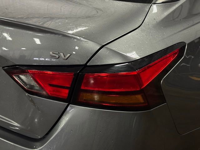 Used 2024 Nissan Altima 2.5 SV image 7