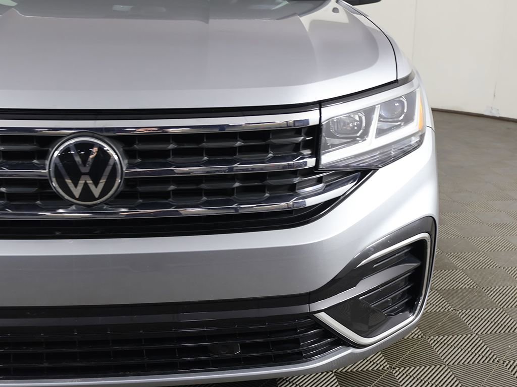 Used 2022 Volkswagen Atlas Cross Sport SEL R-Line image 16