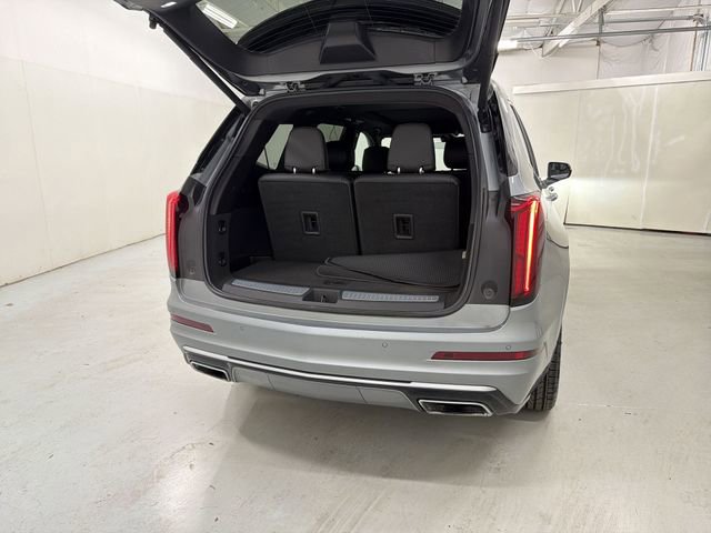 Used 2023 Cadillac XT6 Premium Luxury FWD image 27