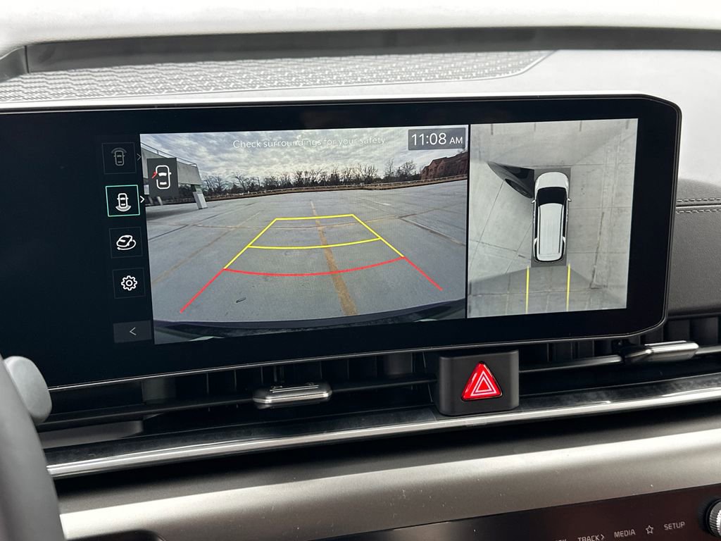 New 2026 Kia Carnival SX w/ SX Dark Edition Package FWD image 31