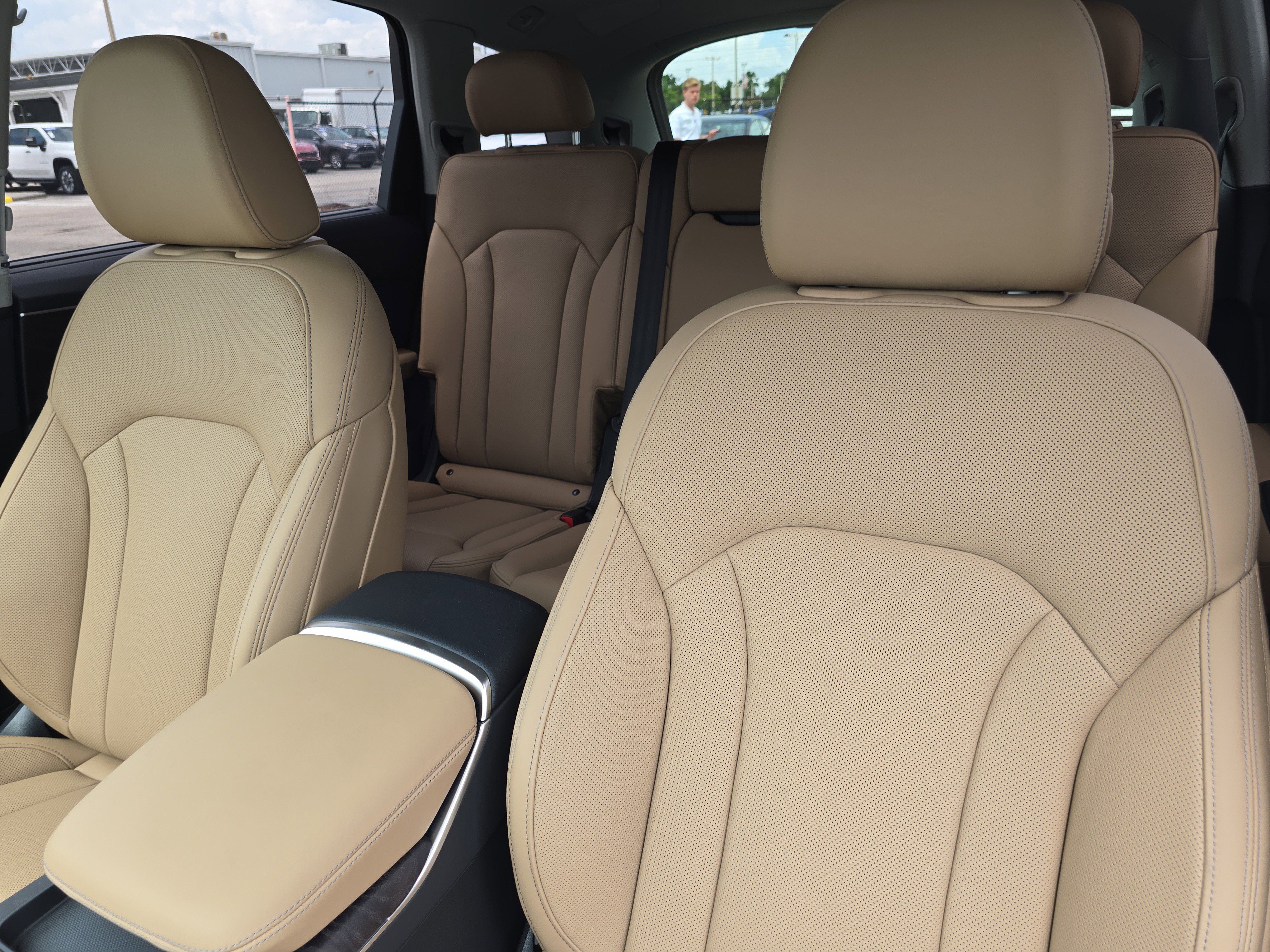 New 2025 Audi Q7 3.0T Prestige image 22