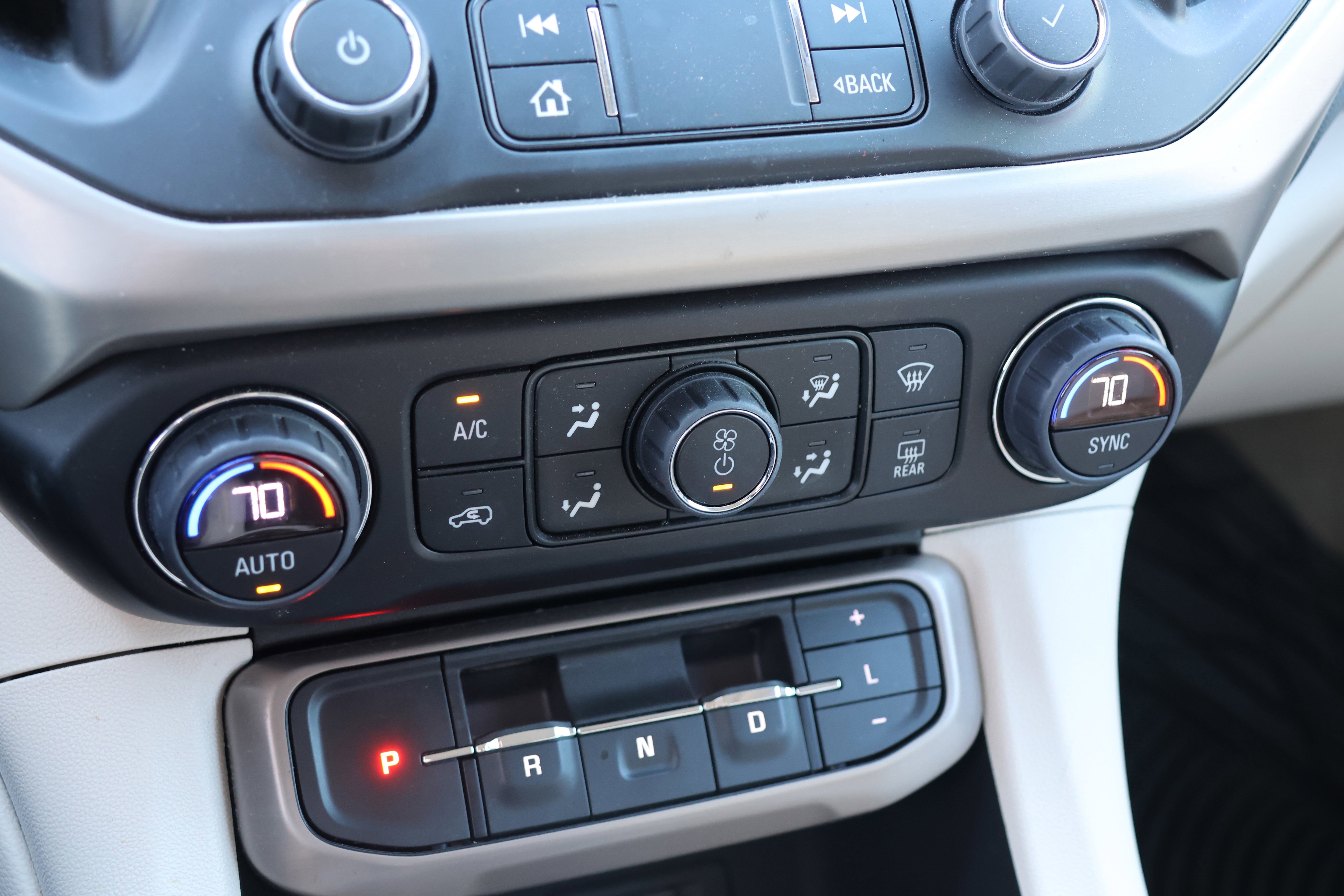 Used 2023 GMC Acadia Denali w/ Denali Ultimate Package image 28