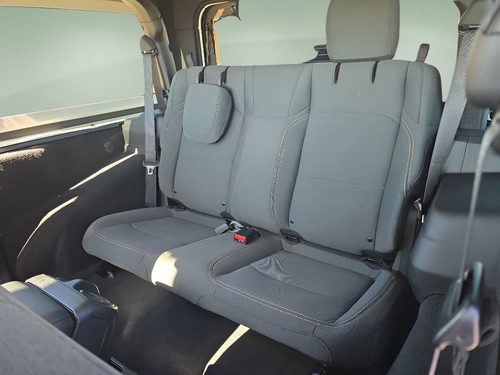 Used 2024 Jeep Wrangler Willys image 28