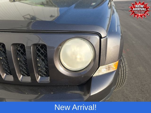 Used 2015 Jeep Patriot Sport w/ Power Value Group FWD image 19