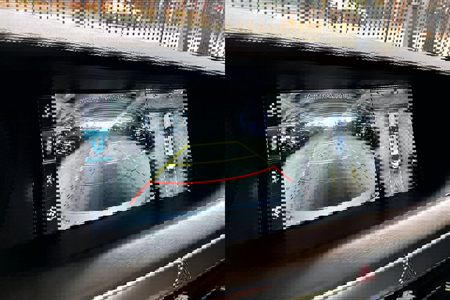 Used 2021 Genesis G90 3.3T Premium image 26