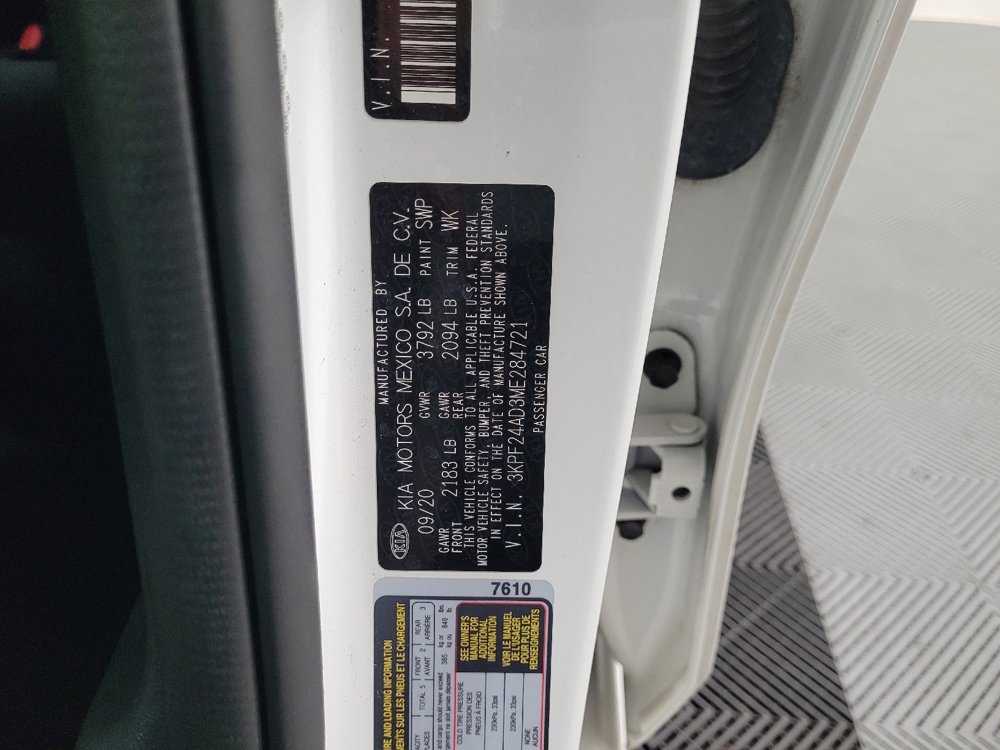 Used 2021 Kia Forte LXS FWD image 33