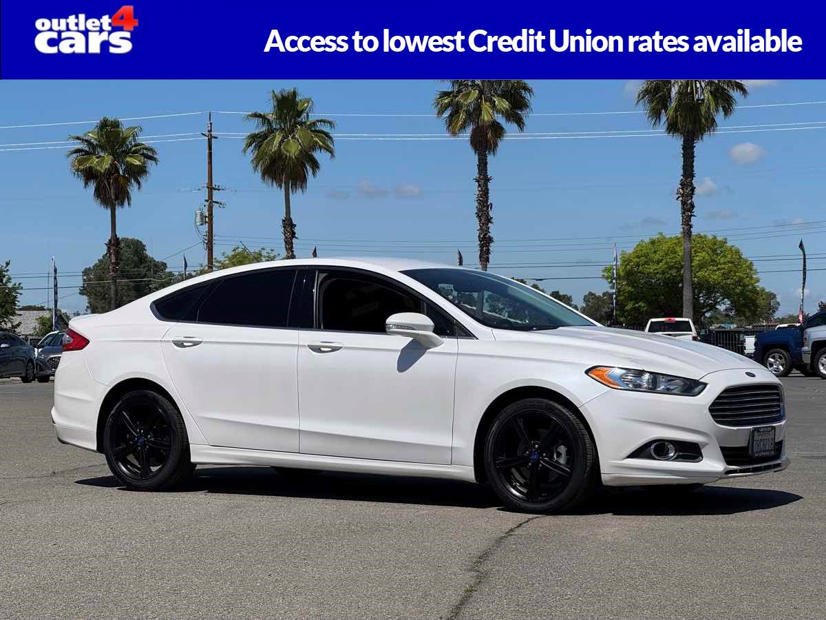 Used 2016 Ford Fusion SE