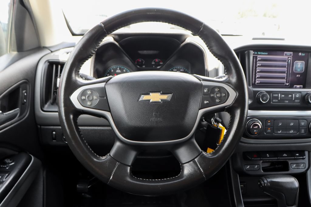 Used 2015 Chevrolet Colorado LT w/ Luxury Package RWD image 23